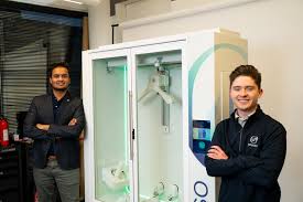 Presso co-founder and CEO Nishant Jain, left, with co-founder and CTO Thibault Corens.