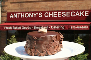 Last year’s Corner Stories winner, Anthony’s Cheesecake from Bloomfield, New Jersey, is a testament to the impact of local businesses and the power of cinema advertising.