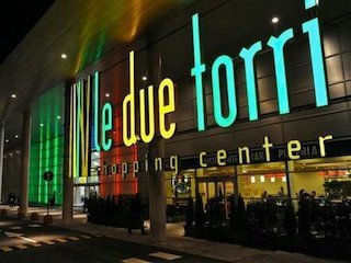 The Arcadia Stezzano cinema has opened as part of the expansion of the Le Due Torri Shopping Center outside Milan, Italy. An investment by Piero Fumagalli, it is the first new cinema inaugurated by an Italian independent exhibitor since the global pandemic began.