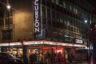 The UK cinema advertising contractor, Pearl & Dean, has rekindled its relationship with Curzon by securing a new contract set to start in July 2023. The partnership will see Pearl & Dean work with Curzon to deliver advertising in their luxury cinema spaces and potentially across their other assets in the future.