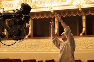 Filmmaker Darren Aronofsky on set in historic Parma, Italy working with Big Sky – the world’s most advanced camera system. 